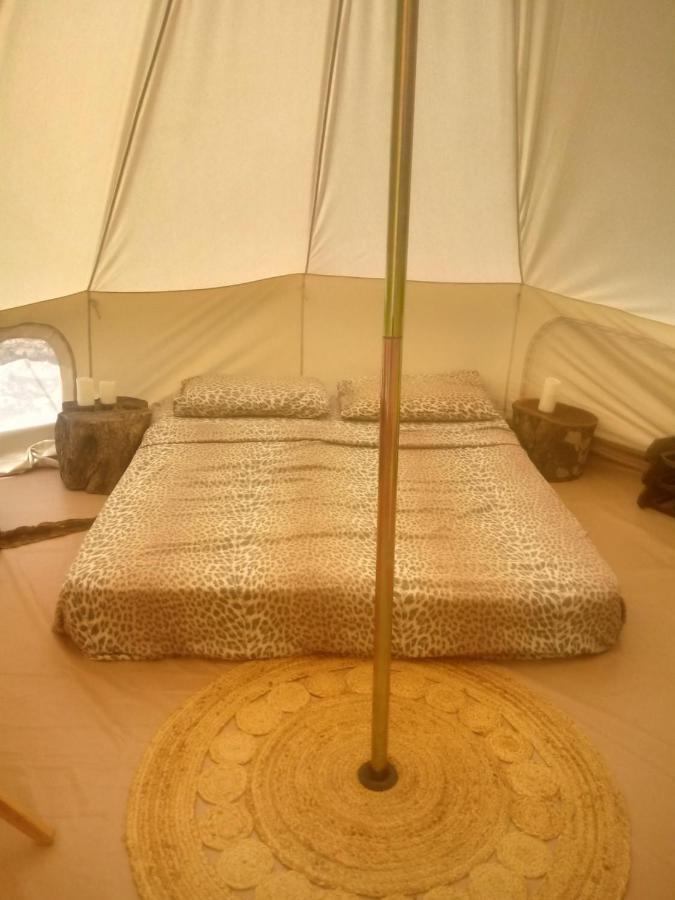 Farm Glamping Tent On Acquaviva Bay Tente de luxe
